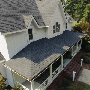 Home With Architectural Asphalt Shingles | Williamsburg Gray | Candler County Residental Roofers | Residential Roofing